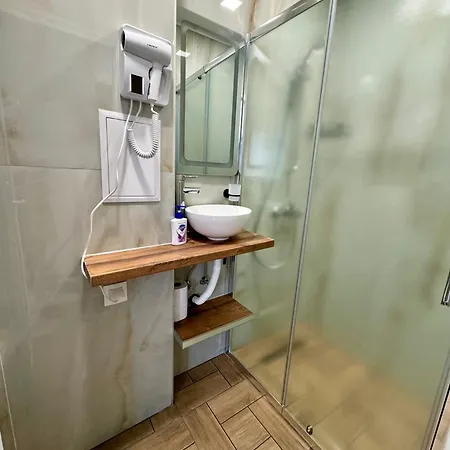 студио влас 2 圣弗拉斯