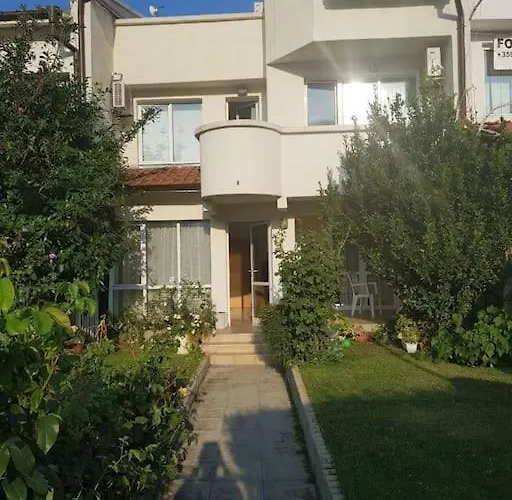 яна Hébergement de vacances *